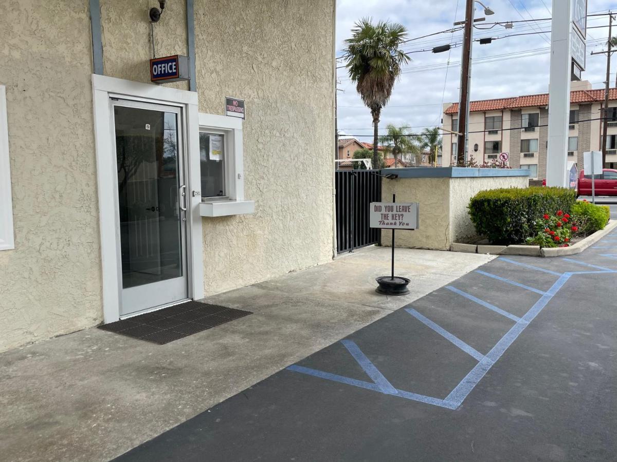Villa Inn Anaheim Dış mekan fotoğraf